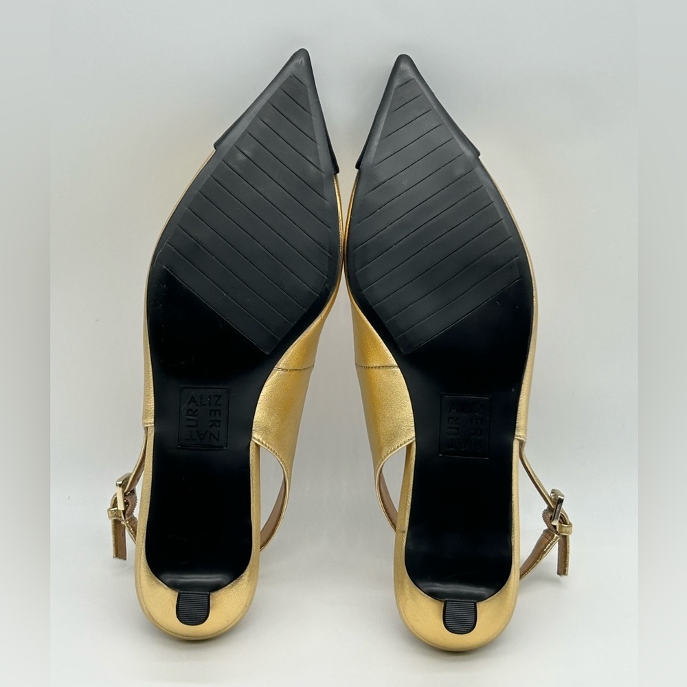 Naturalizer Comfort Slingback Pumps Gold Black Cap Toe Low Heel Size 7W Wide NWB - Picture 9 of 10